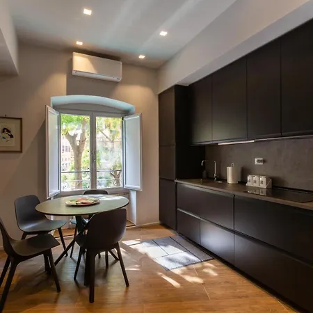 Castroni Ottaviano Apartmán Řím